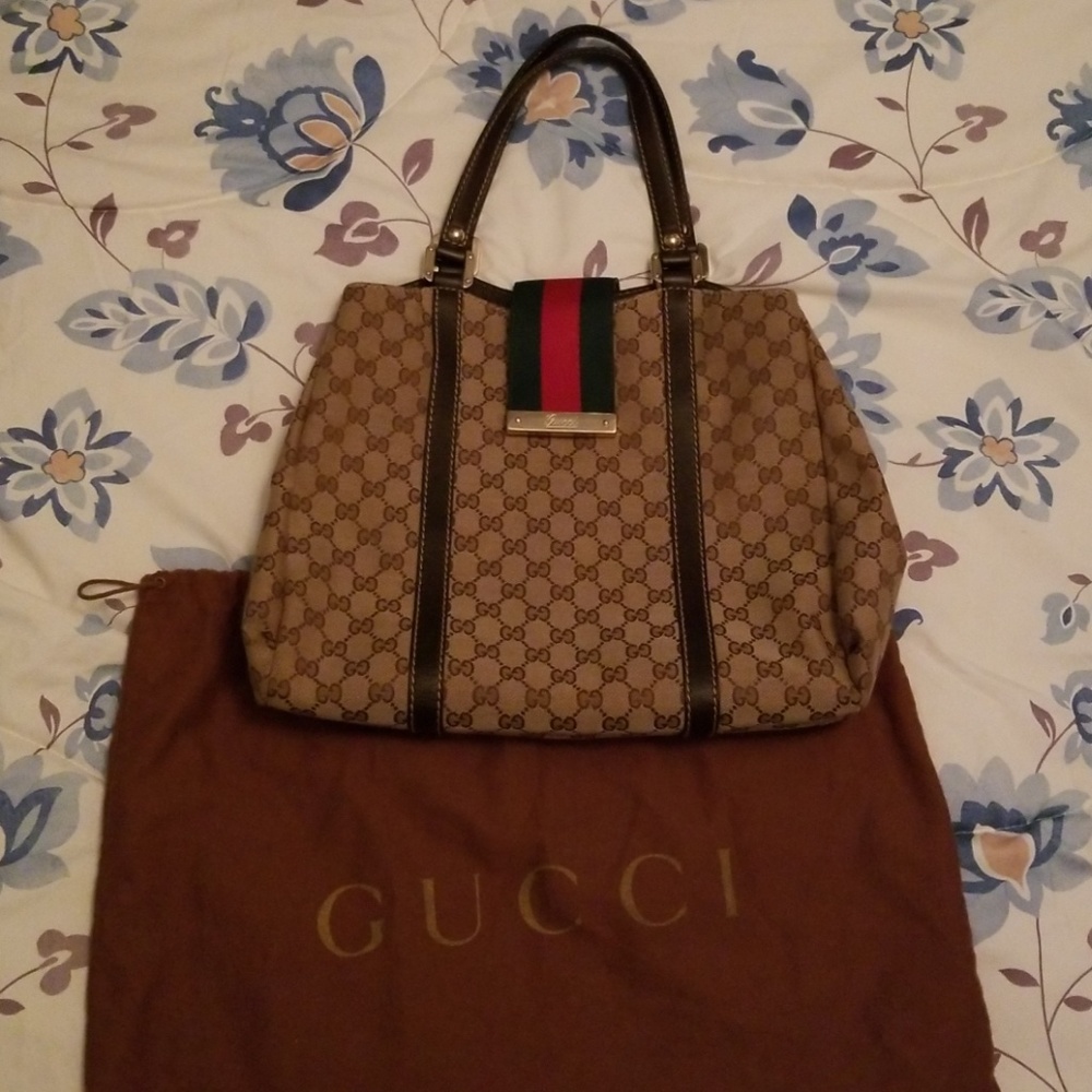 100% Authentic Gucci Purse
